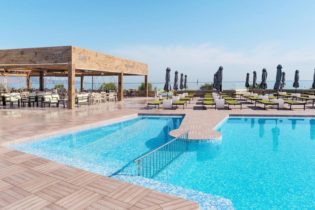Enorme Eanthia Beach Hotel 4*